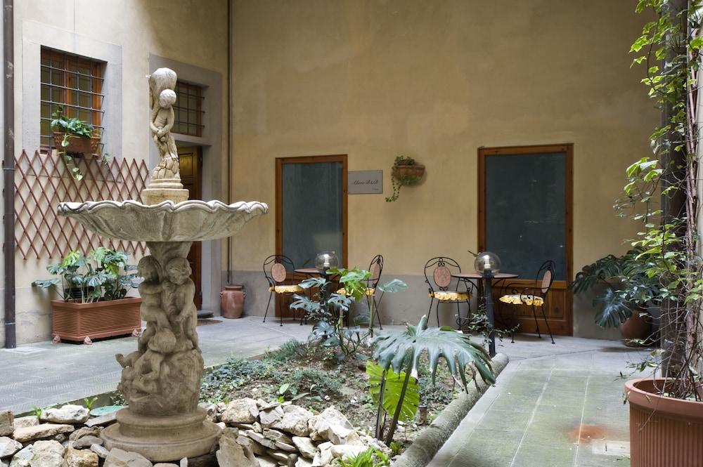 Residenza Castiglioni Bed and Breakfast Florence Buitenkant foto